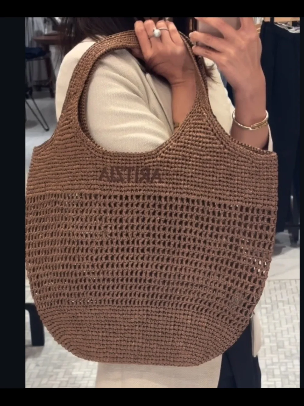 Aritzia Awayday Teddy Bear Brown Raffia Tote NWT SOLD OUT TRENDING - Picture 1 of 5